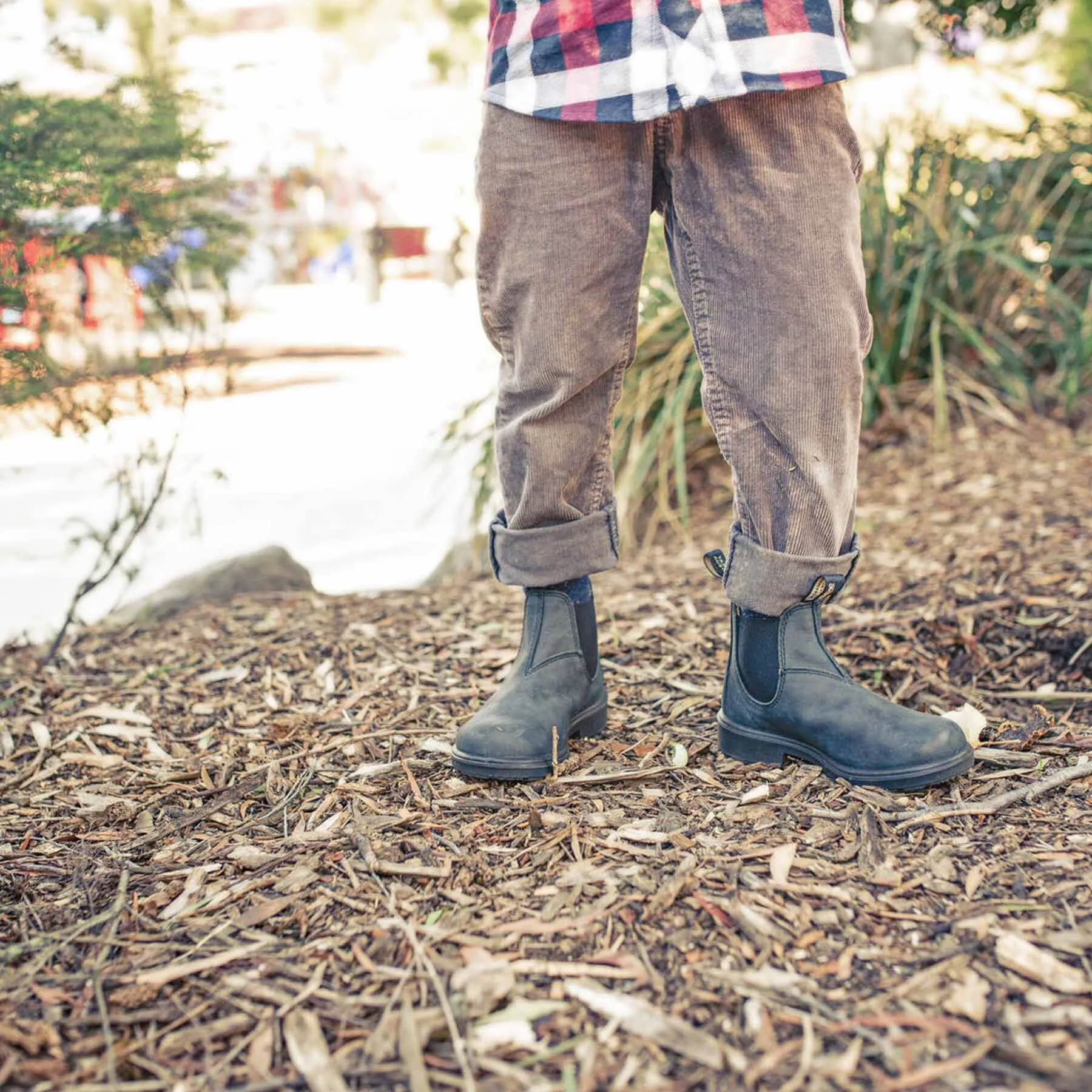 1325 KIDS RUSTIC BLACK