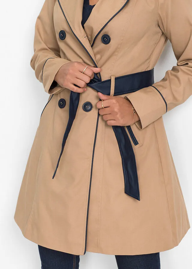 Abrigo gabardina de doble botonadura camello