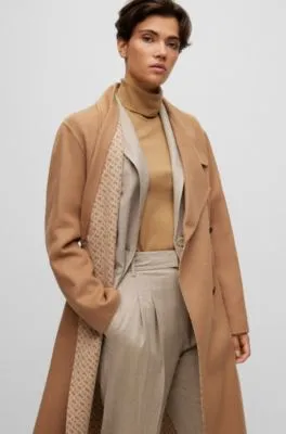 Abrigo regular fit de mezcla de lana con monogramas de jacquard en el cinturón