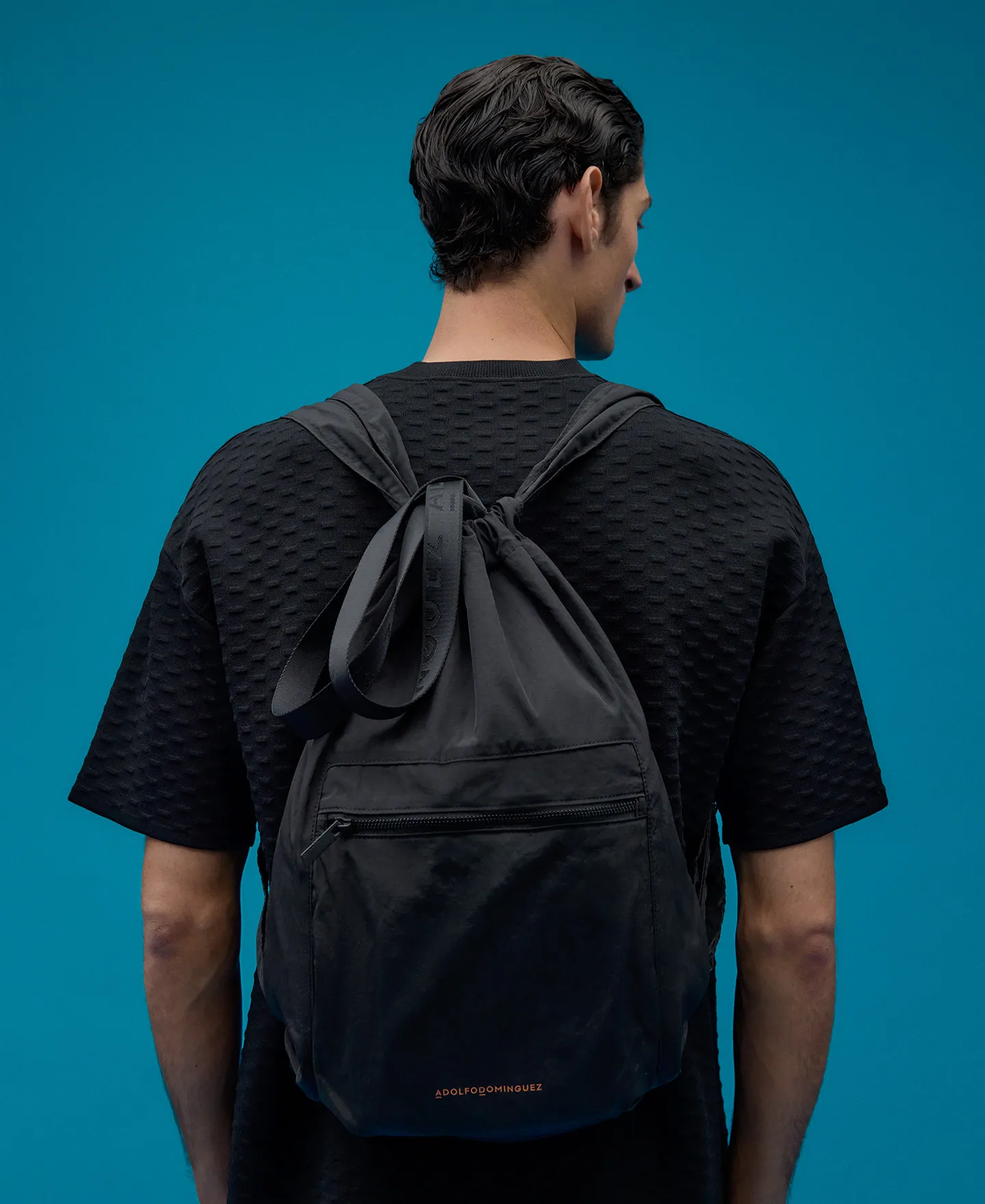 Black nylon shopper man