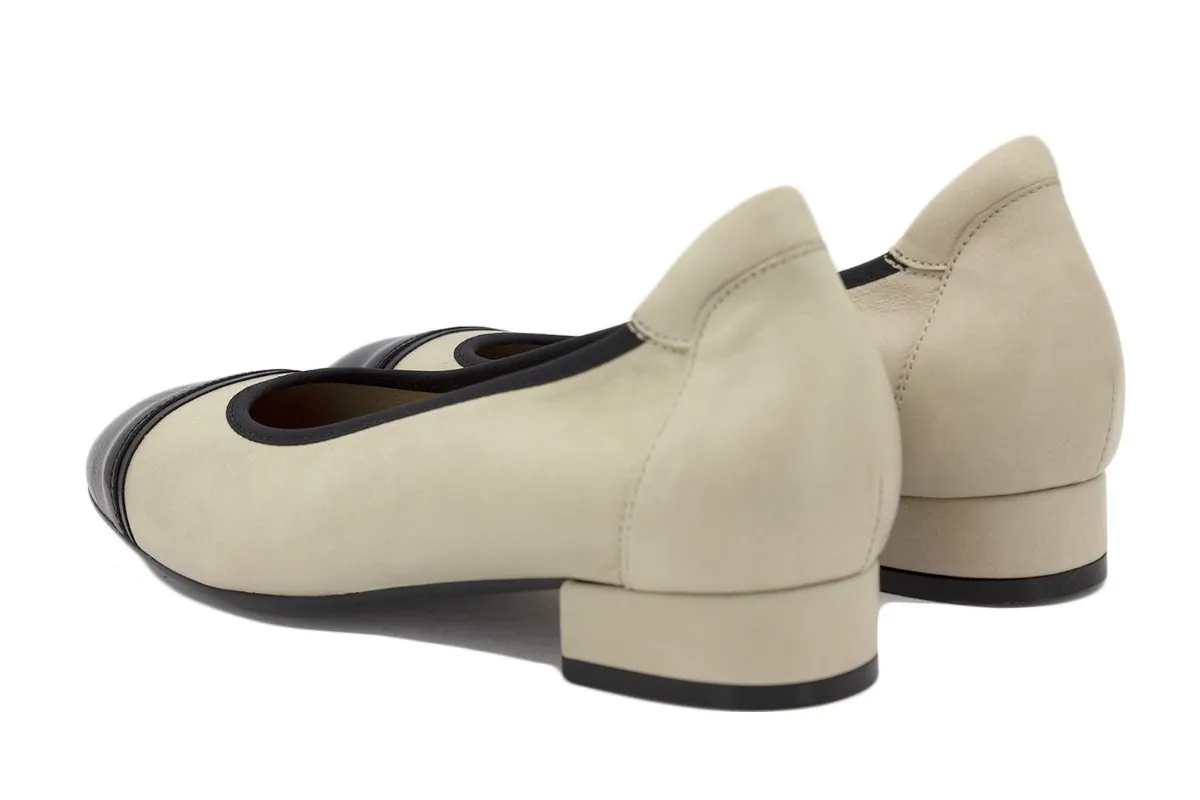 Black Patent Flat shoe
