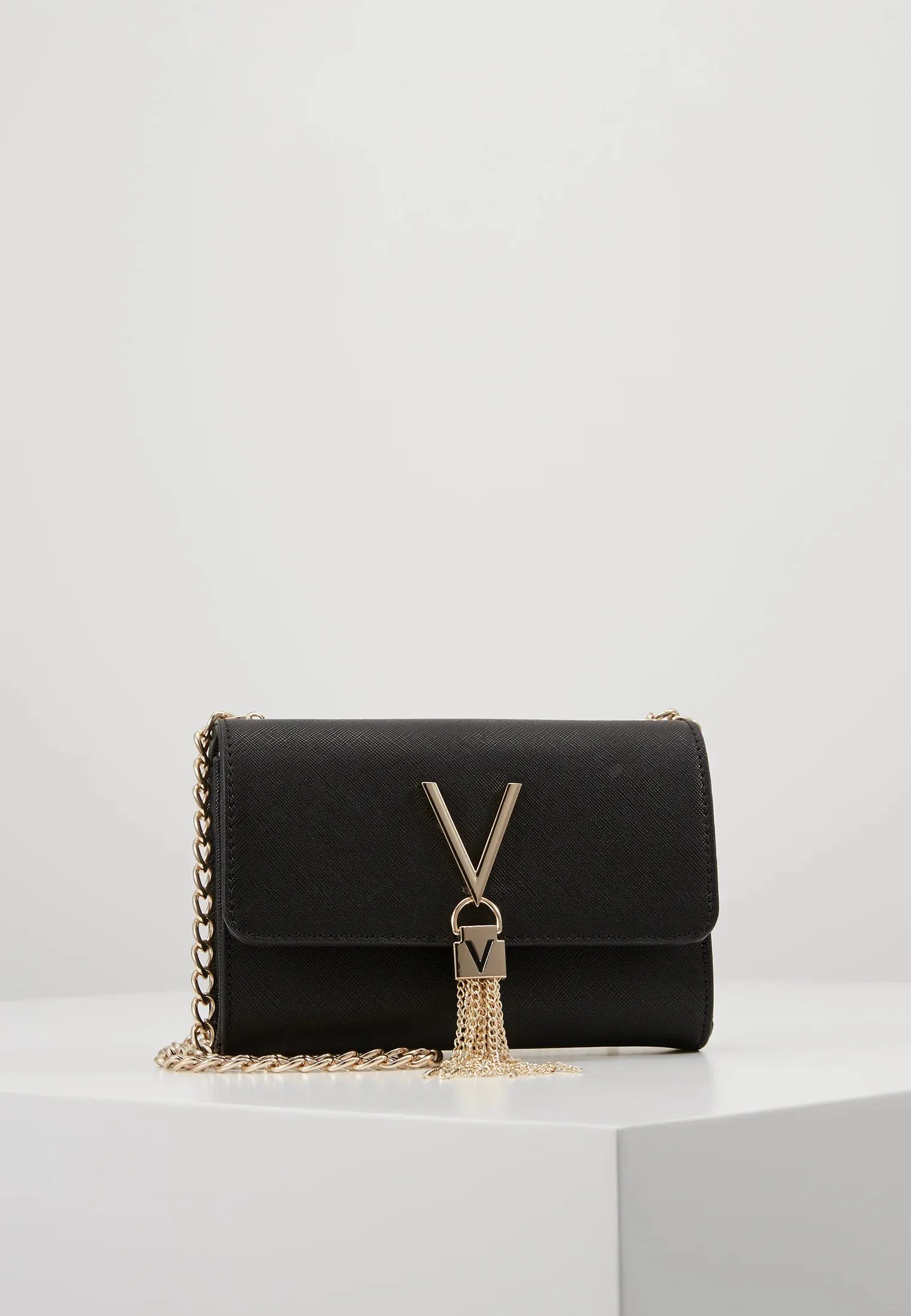 BOLSO VALENTINO  VBS1R403G NEGRO
