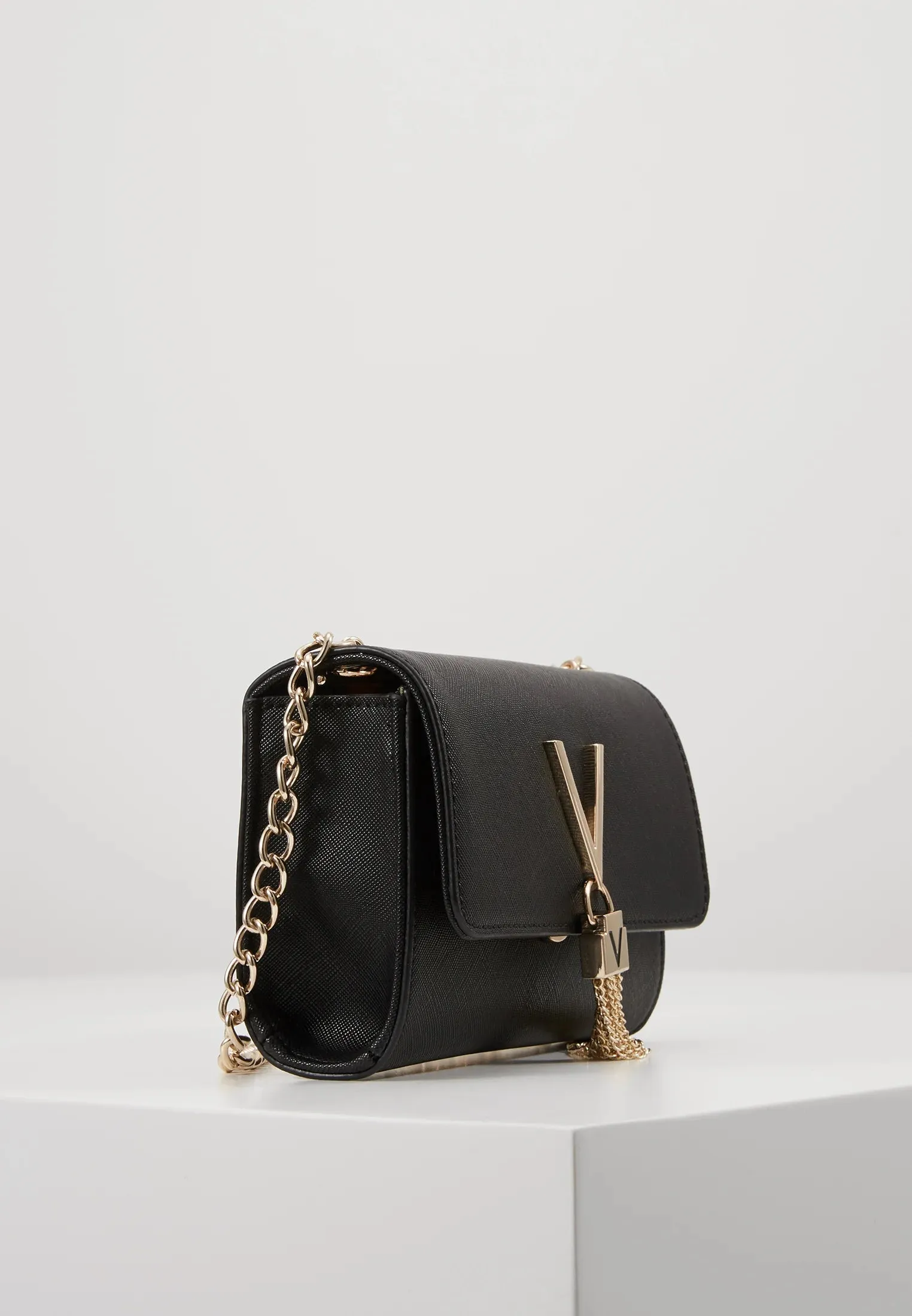 BOLSO VALENTINO  VBS1R403G NEGRO