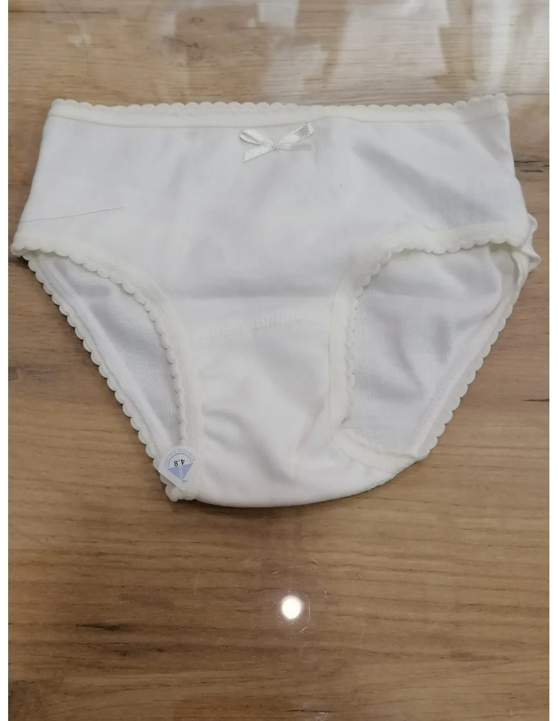Braguita con volante para niña de Babidu