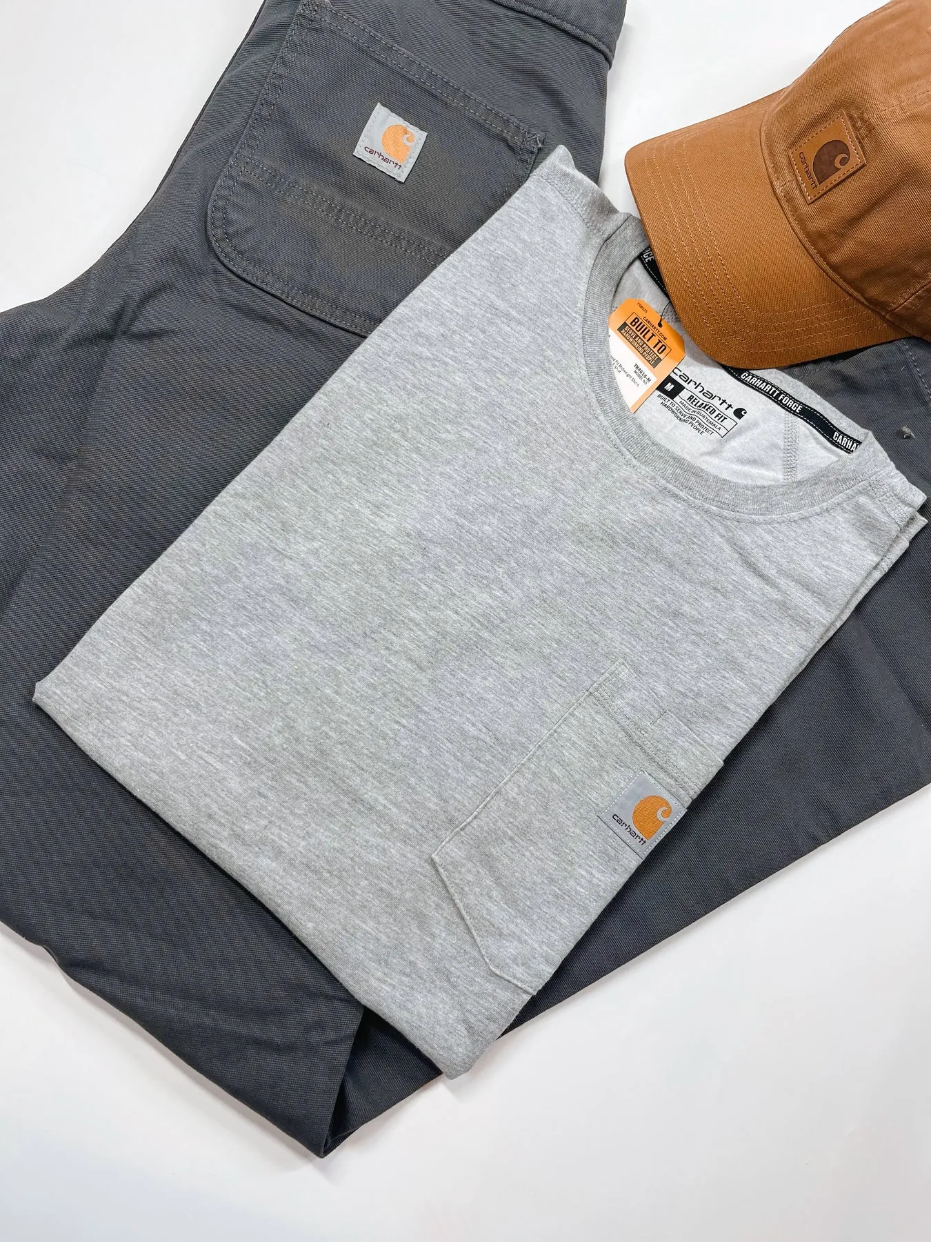 CAMISETA CARHARTT FORCE RELAXED FIT MEDIO PESO MANGA CORTA BOLSILLO GRIS JAPONÉS