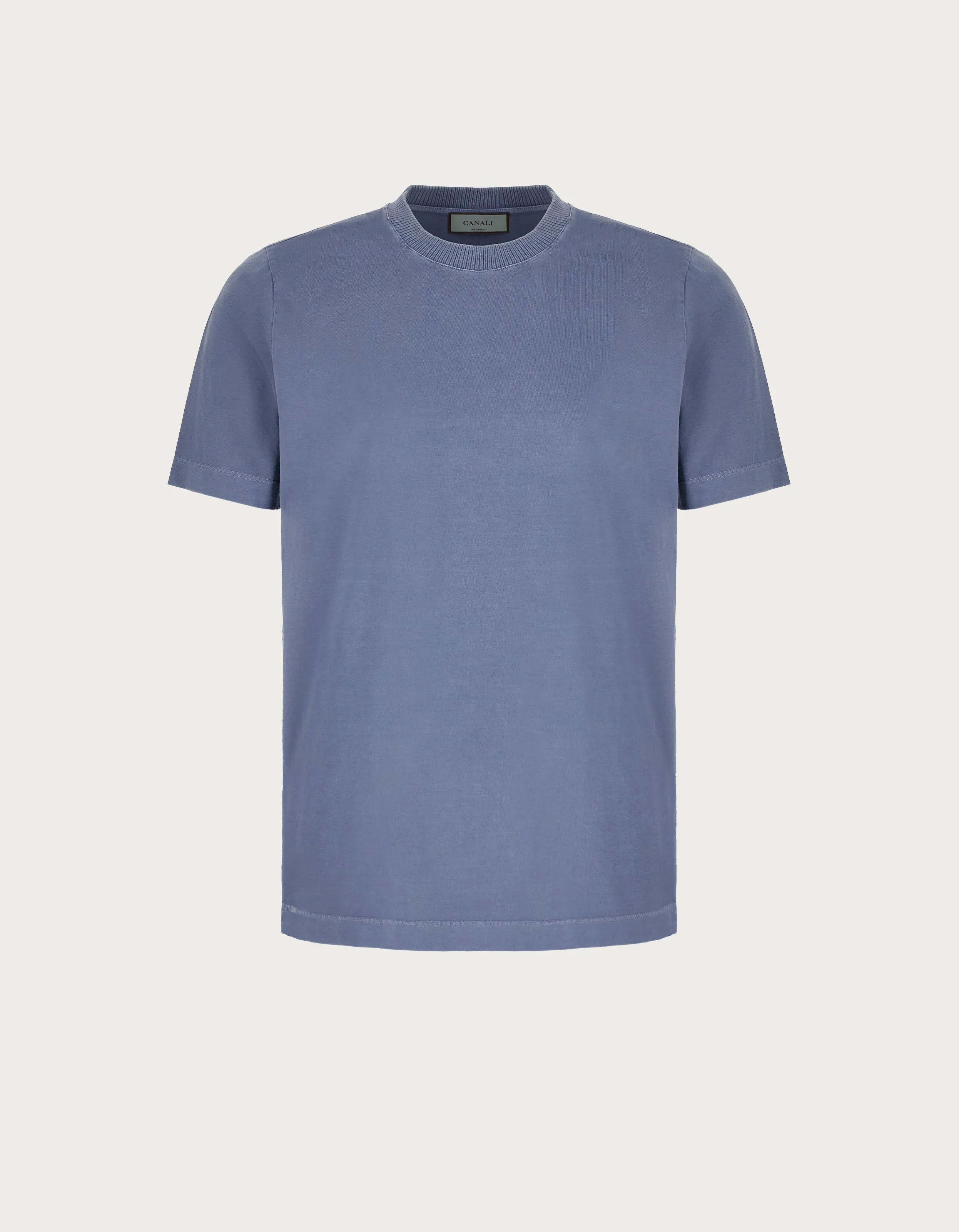 Camiseta de algodón azul vaquero teñido en prenda 