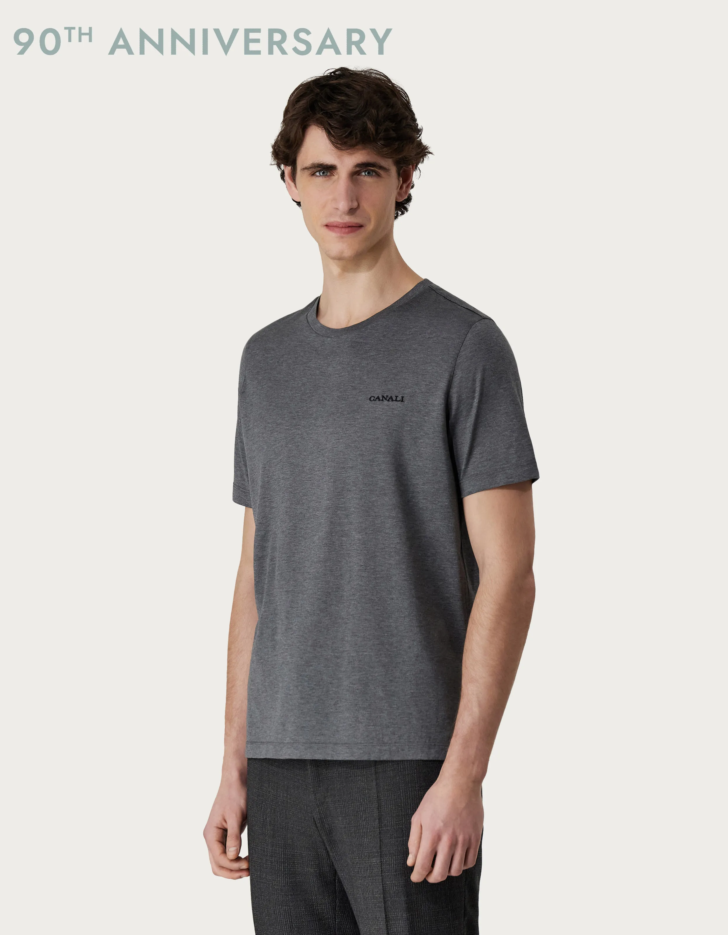 CAMISETA DE ALGODóN Y SEDA ANTRACITA  90º ANIVERSARIO 