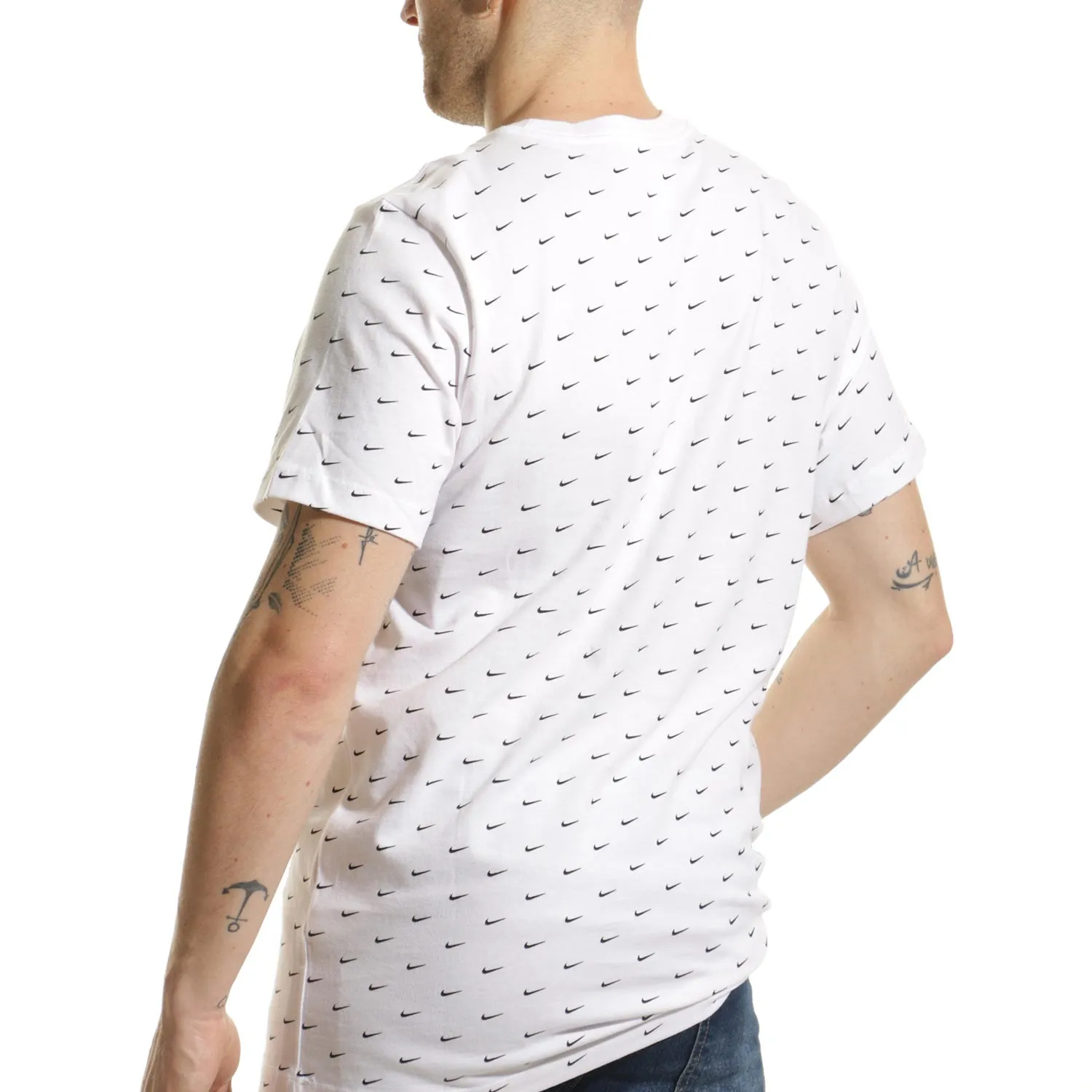 Camiseta Nike Sportswear Mini Swoosh