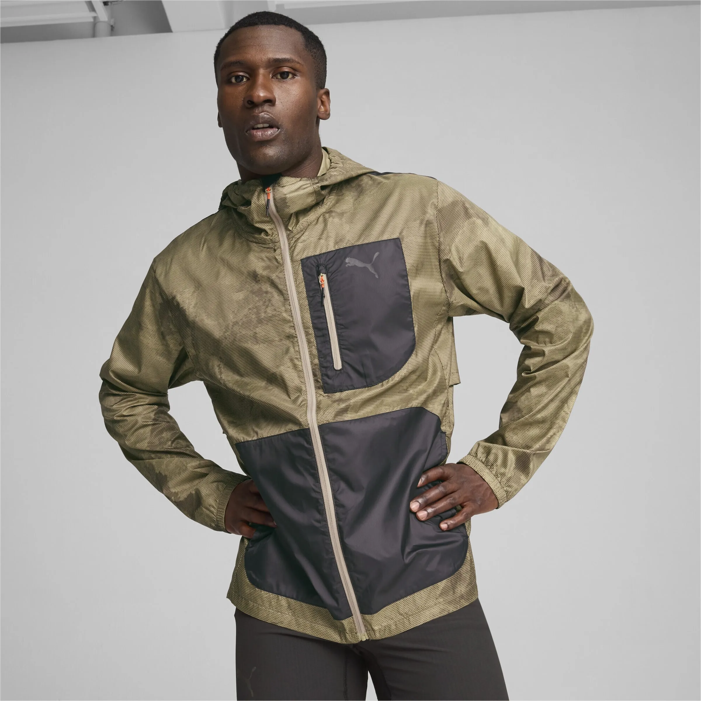 Chaqueta deportiva 'Seasons' PUMA en Caqui, Oliva