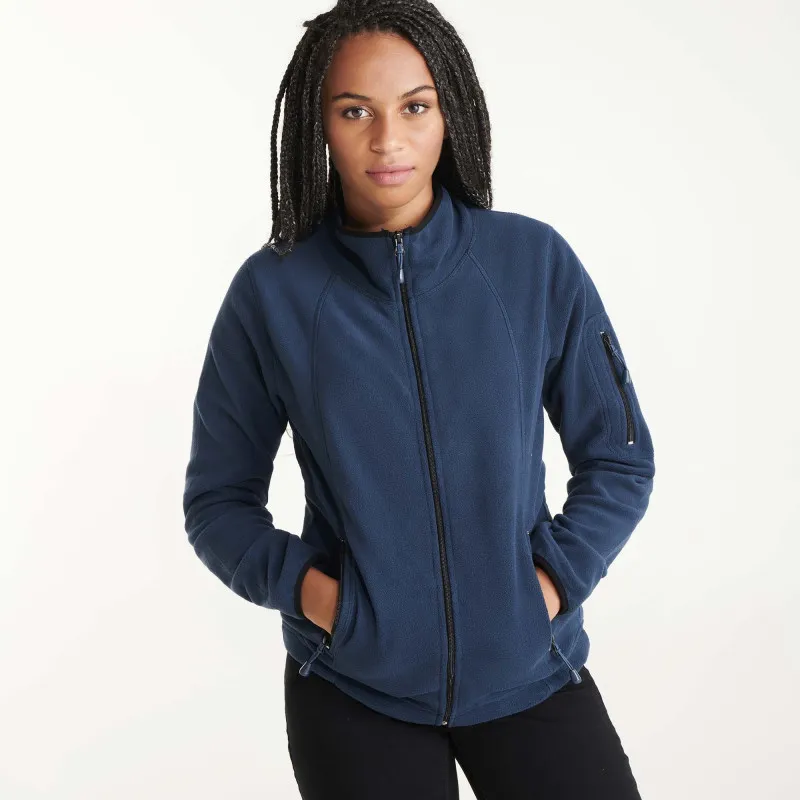 Chaqueta polar de mujer deportiva con bolsillo izquierdo y cremallera central LUCIANE WOMAN ROLY
