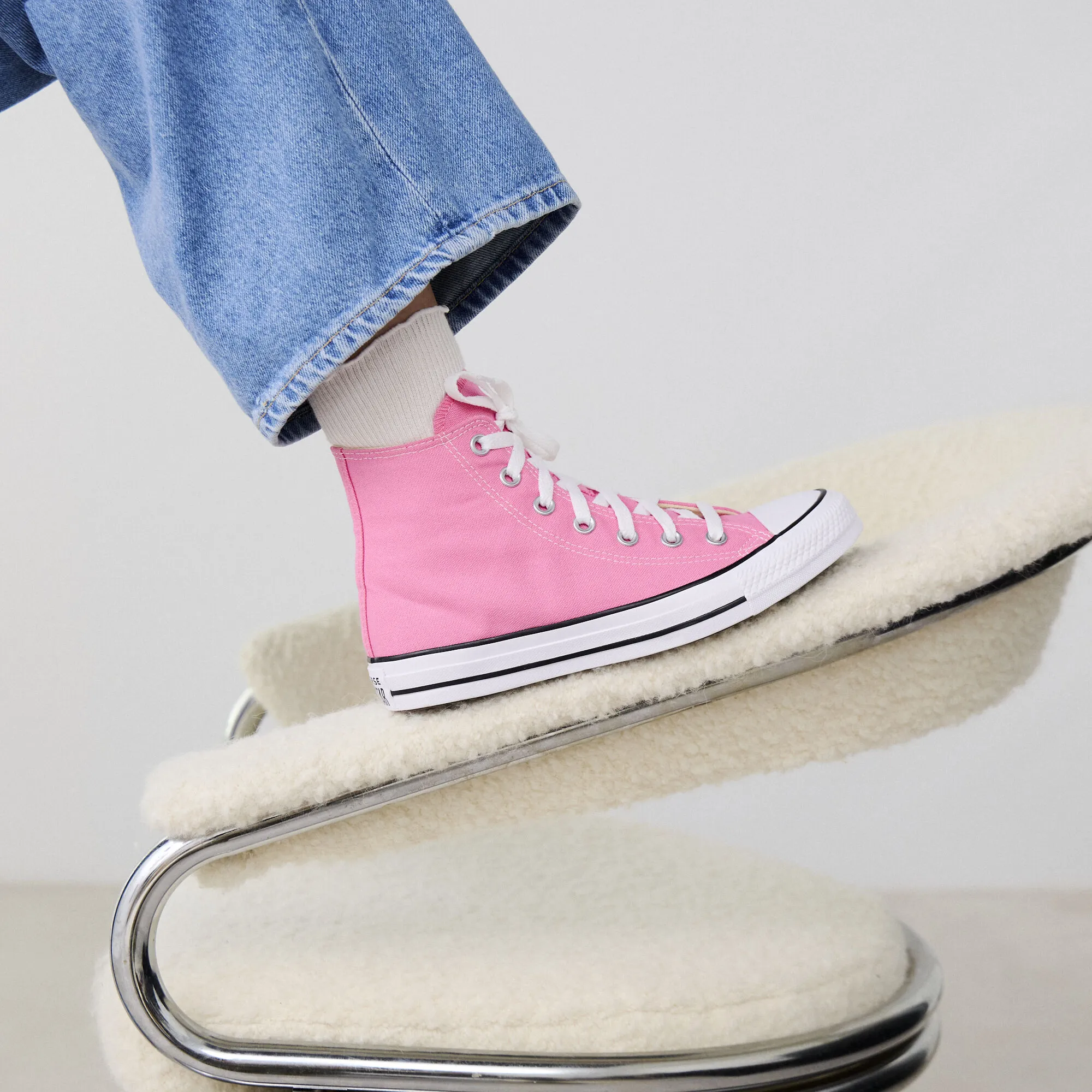 CONVERSE CHUCK TAYLOR ALL STAR HI CORE