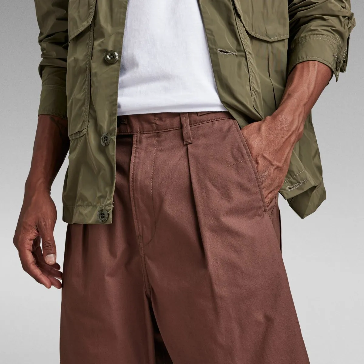 D21458 D387 WORKER SHORT CHINOC964 BROWN STONE