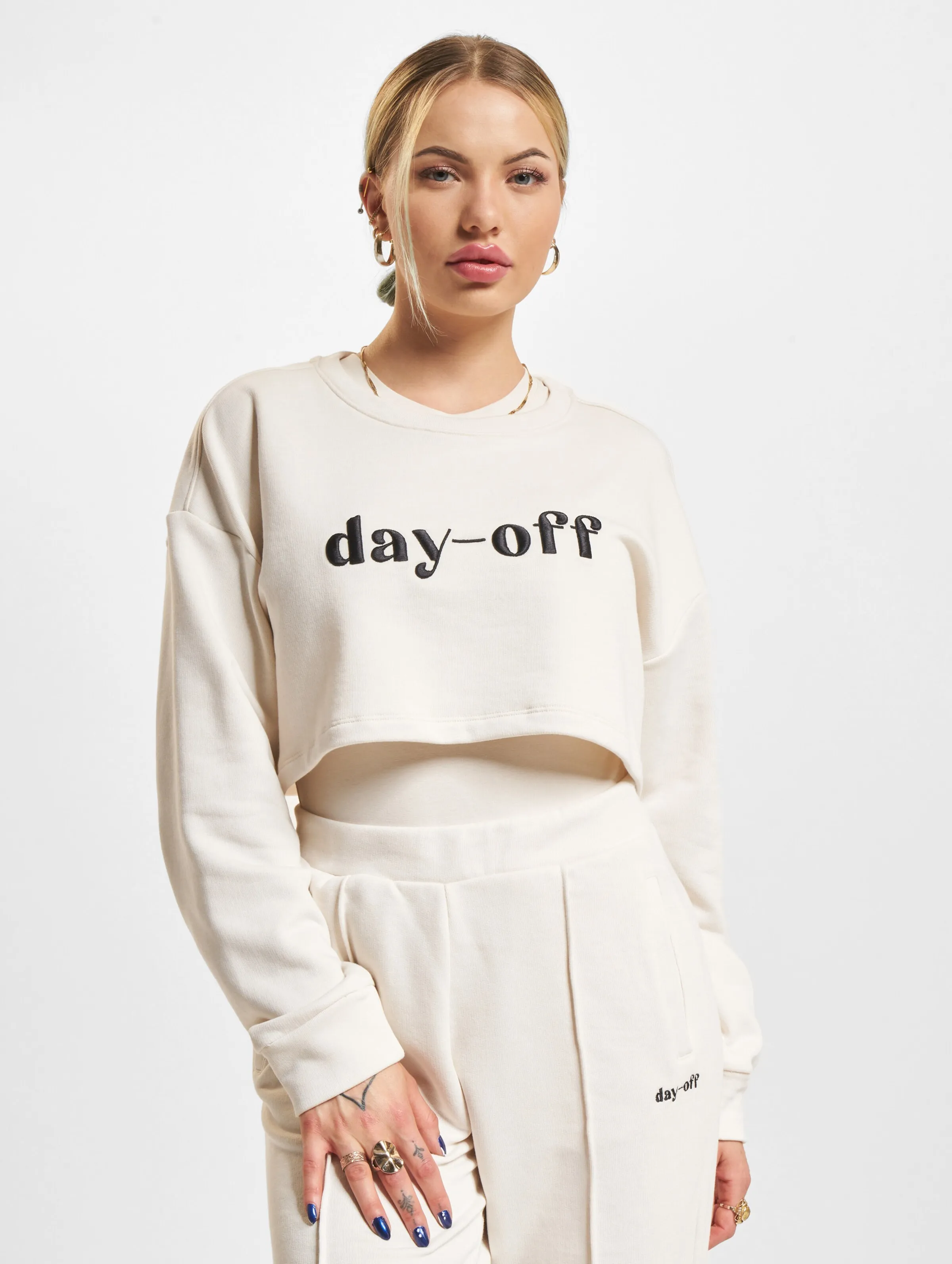 Day Off Logo Crop