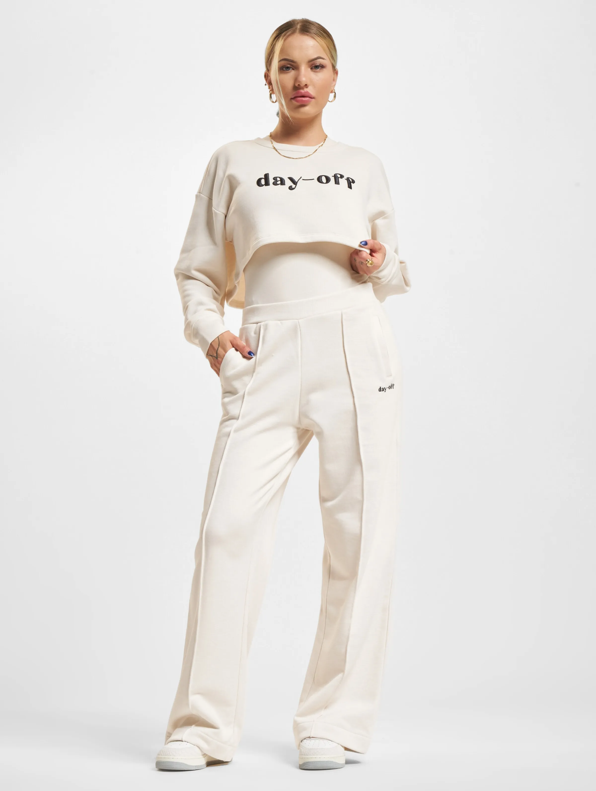Day Off Logo Crop