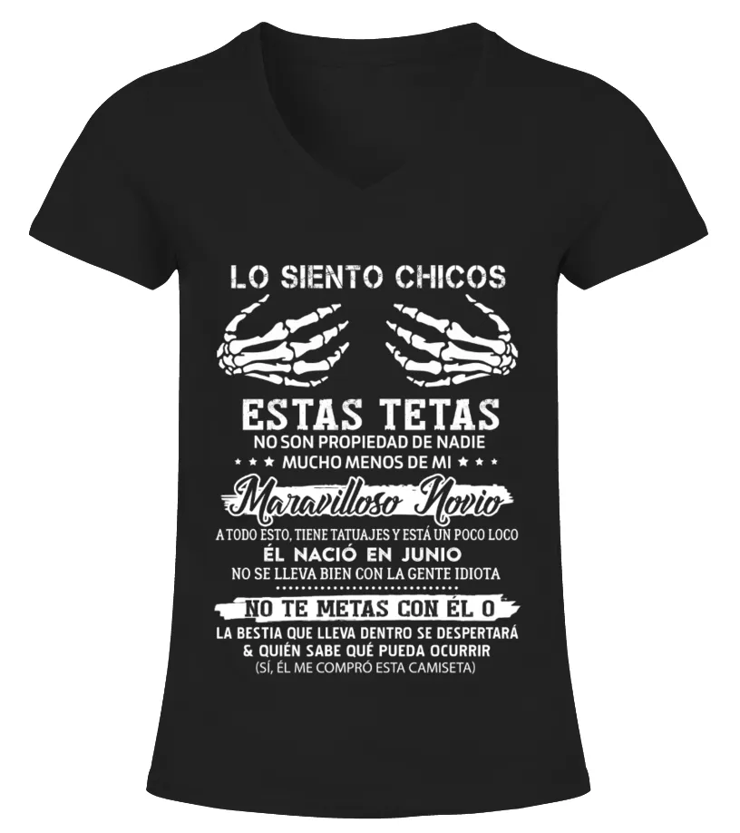Lo siento chicos, estas tetas no son propiedad de nadie mucho menos de mi marav… Camiseta cuello pico Mujer