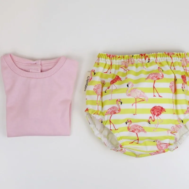Lookbook cubrepañal flamencos yellow