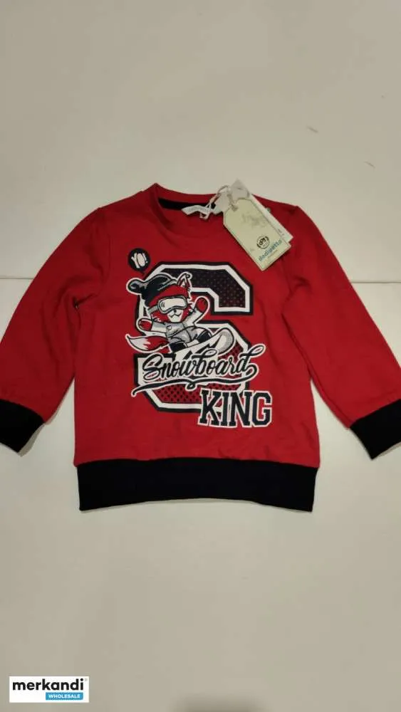 Lote de Ropa Infantil de Temporada: Variedad y Calidad para Niños