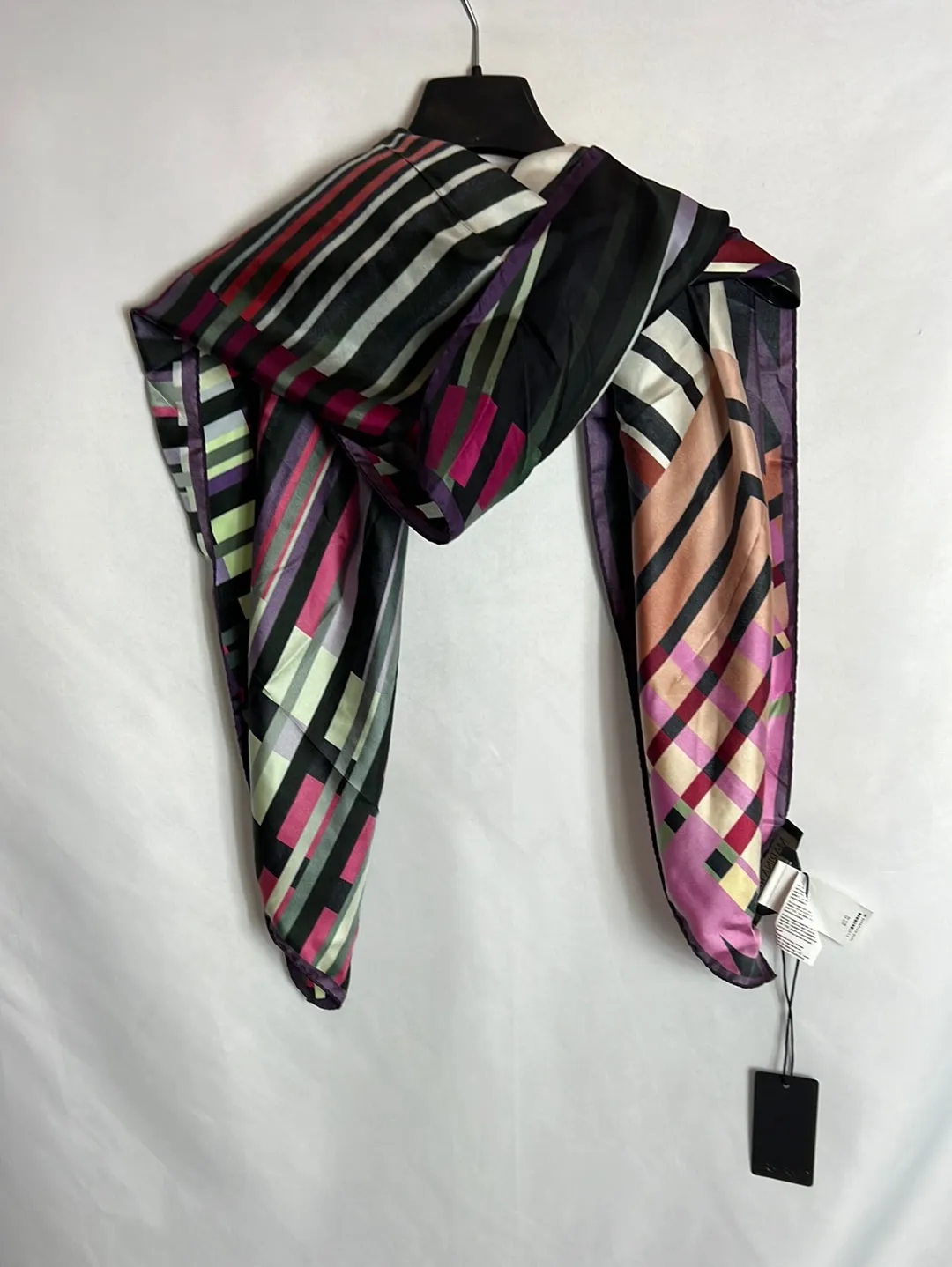 MARINA RINALDI. Pañuelo seda colores