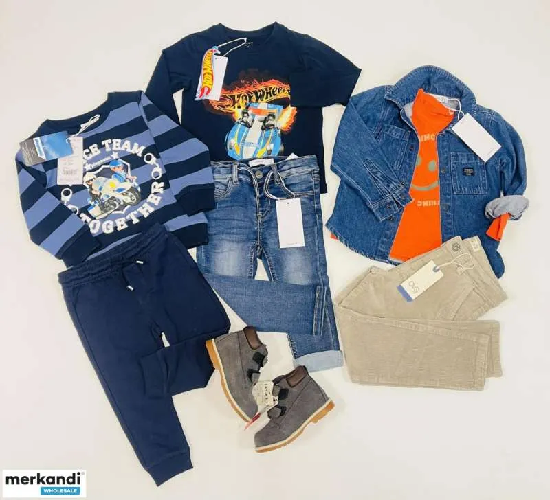 MEZCLA DE MARCA OTOÑO  INVIERNO. ROPA DE STOCK PARA NIÑOS.