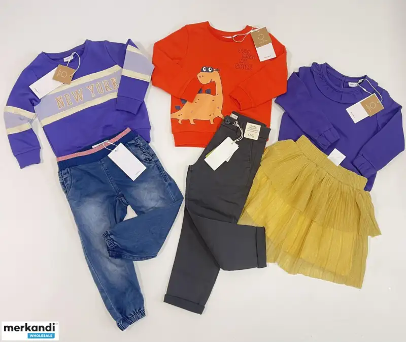MEZCLA DE MARCA OTOÑO  INVIERNO. ROPA DE STOCK PARA NIÑOS.