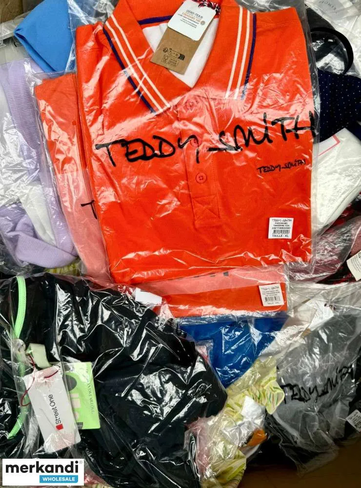 Mezcla de ropa en liquidación de Amazon para mujeres, hombres y niños