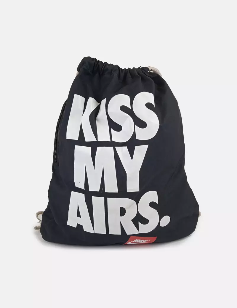 Nike Mochila negra estampada