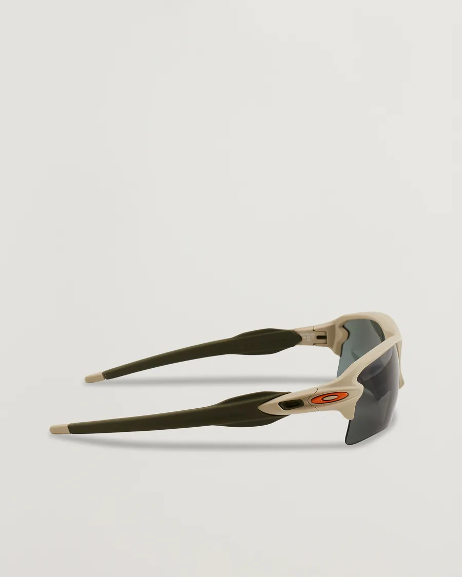 Oakley Flak 2.0 XL Sunglasses Matte Sand
