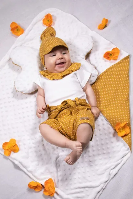 Pañuelo con visera de niña colección Michelle