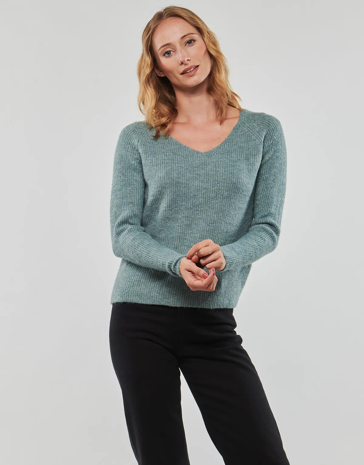 PCELLEN LS VNECK KNIT NOOS BC