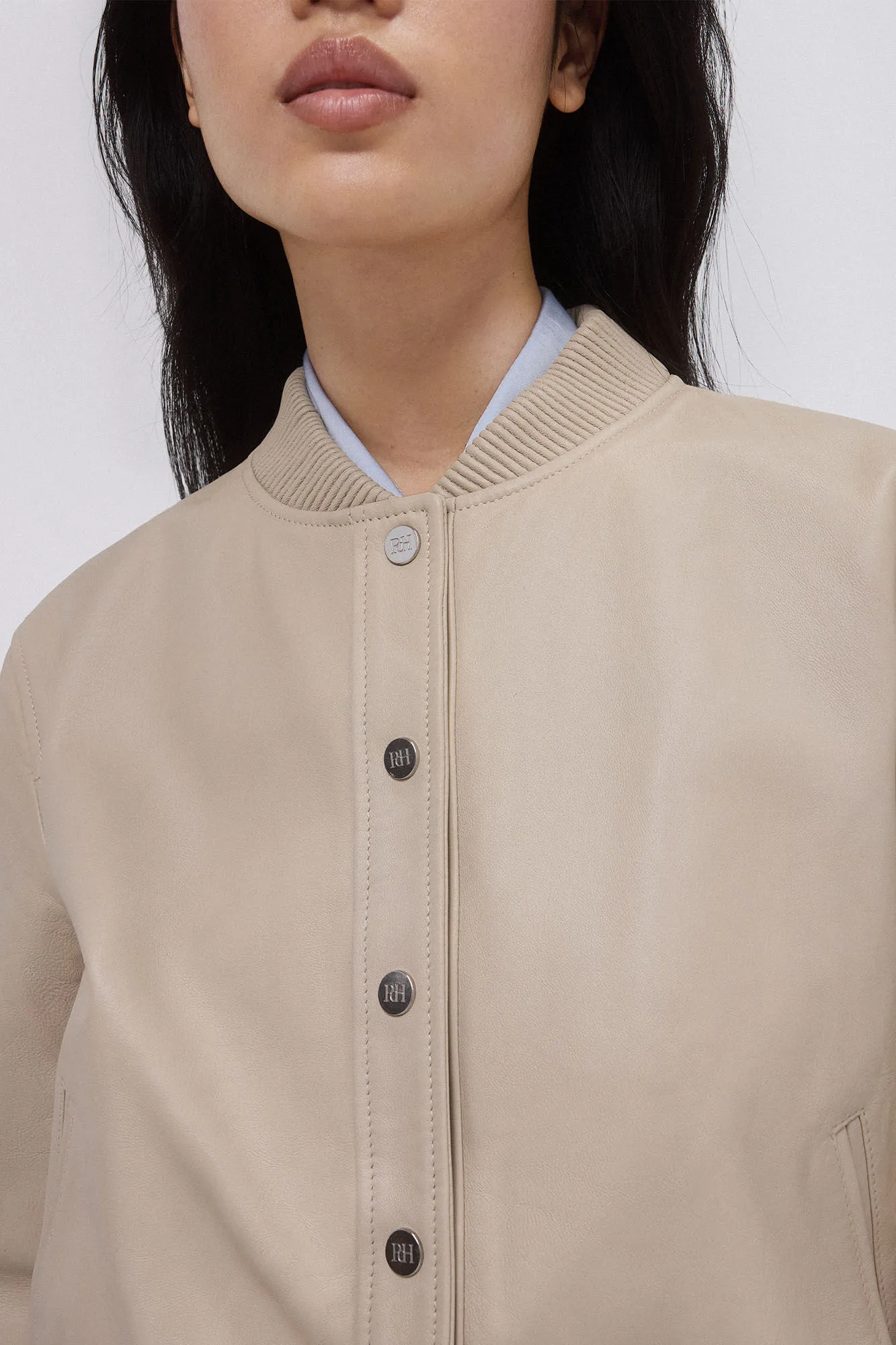 Pedro del Hierro Bomber napa