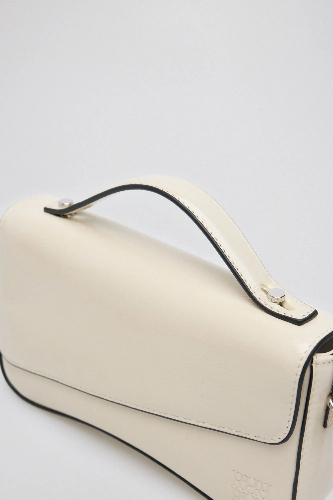 Pedro del Hierro Mini baguete desfile