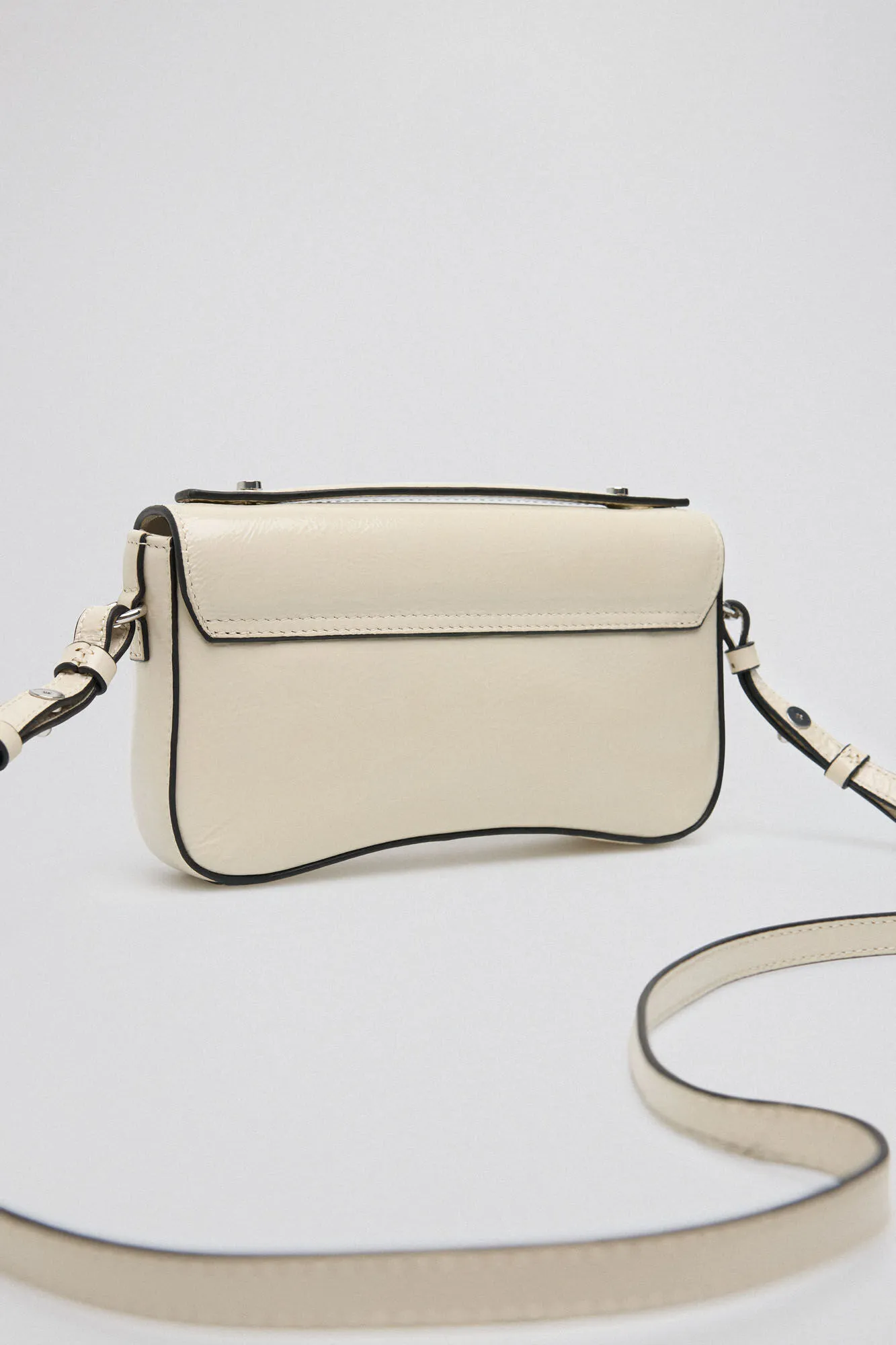 Pedro del Hierro Mini baguete desfile
