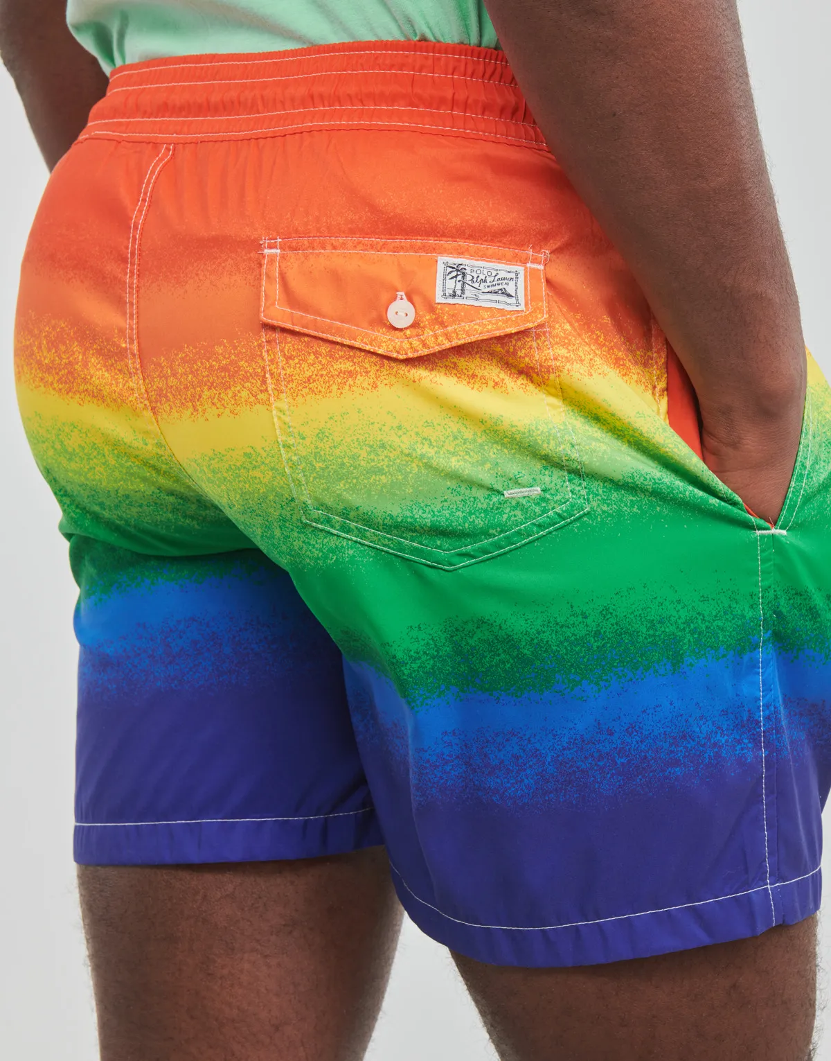 RECYCLED POLYESTERTRAVELER SHORT