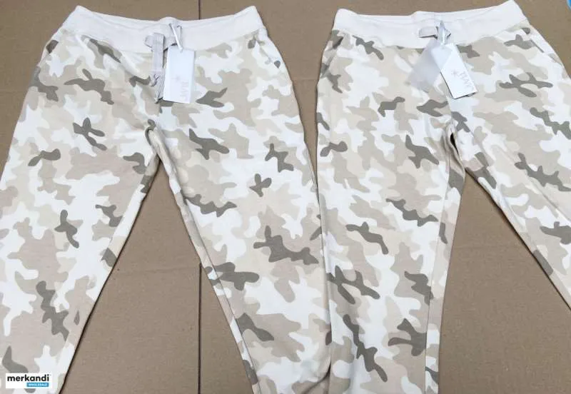 Ropa de salón de lujo de JUVIA para mujeres, hombres y niños