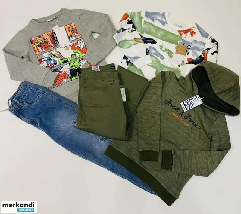 Ropa para niños a granel. Todas las estaciones. Recién llegados. Marcas famosas.