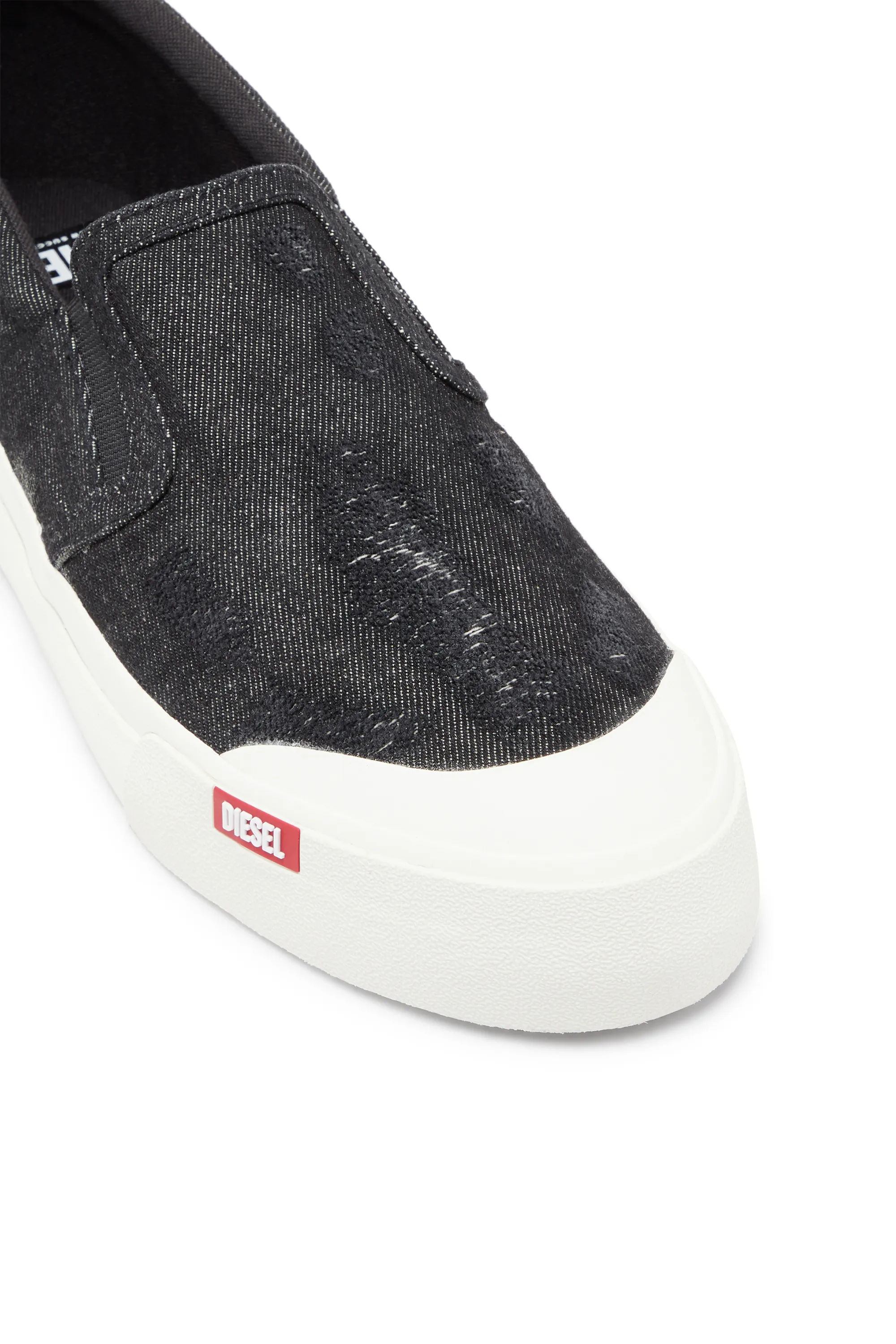 SATHOS SLIP ON