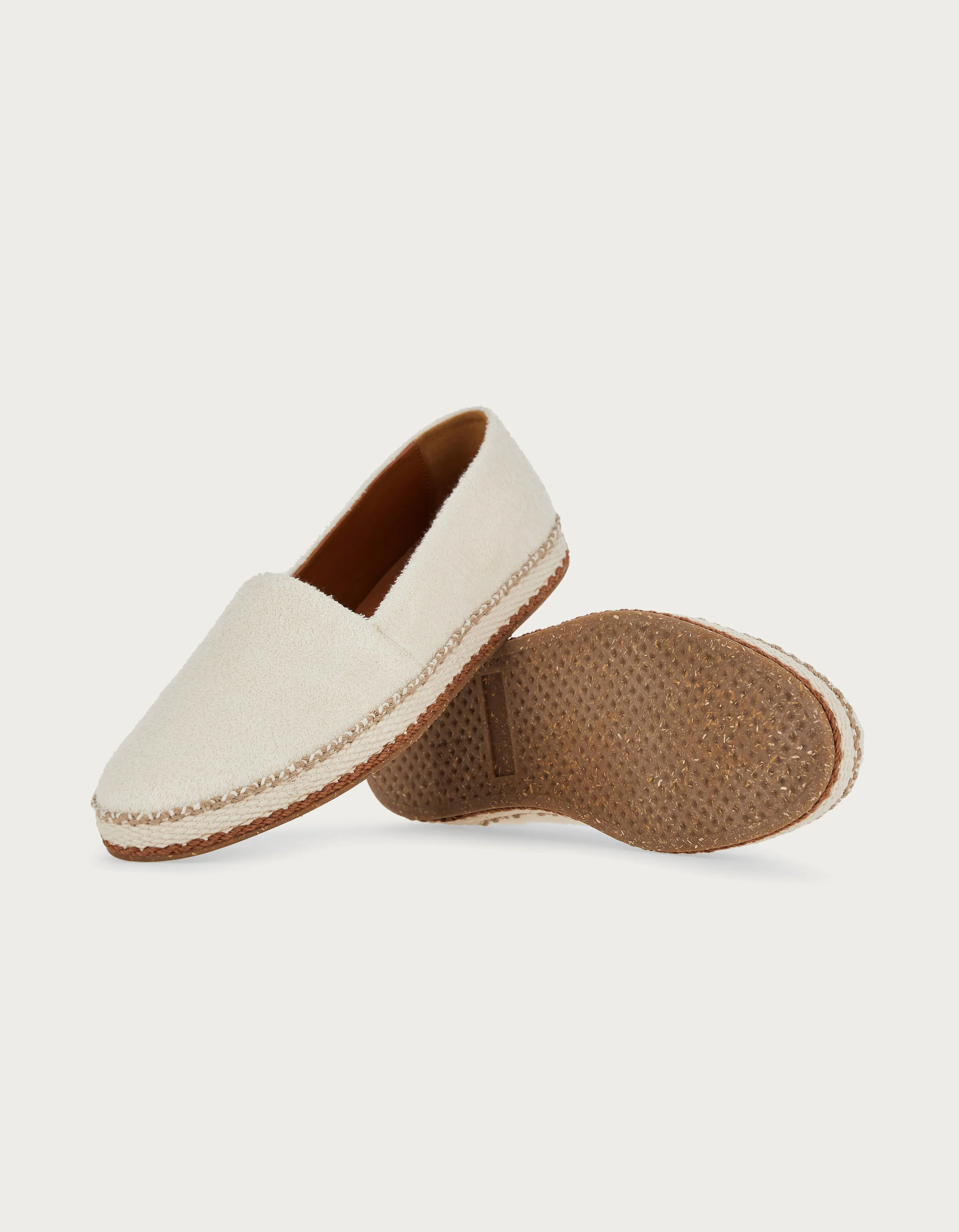 SLIPON DE ALGODóN CON CINTA APLICADA Y EFECTO ESPONJA EN BLANCO 