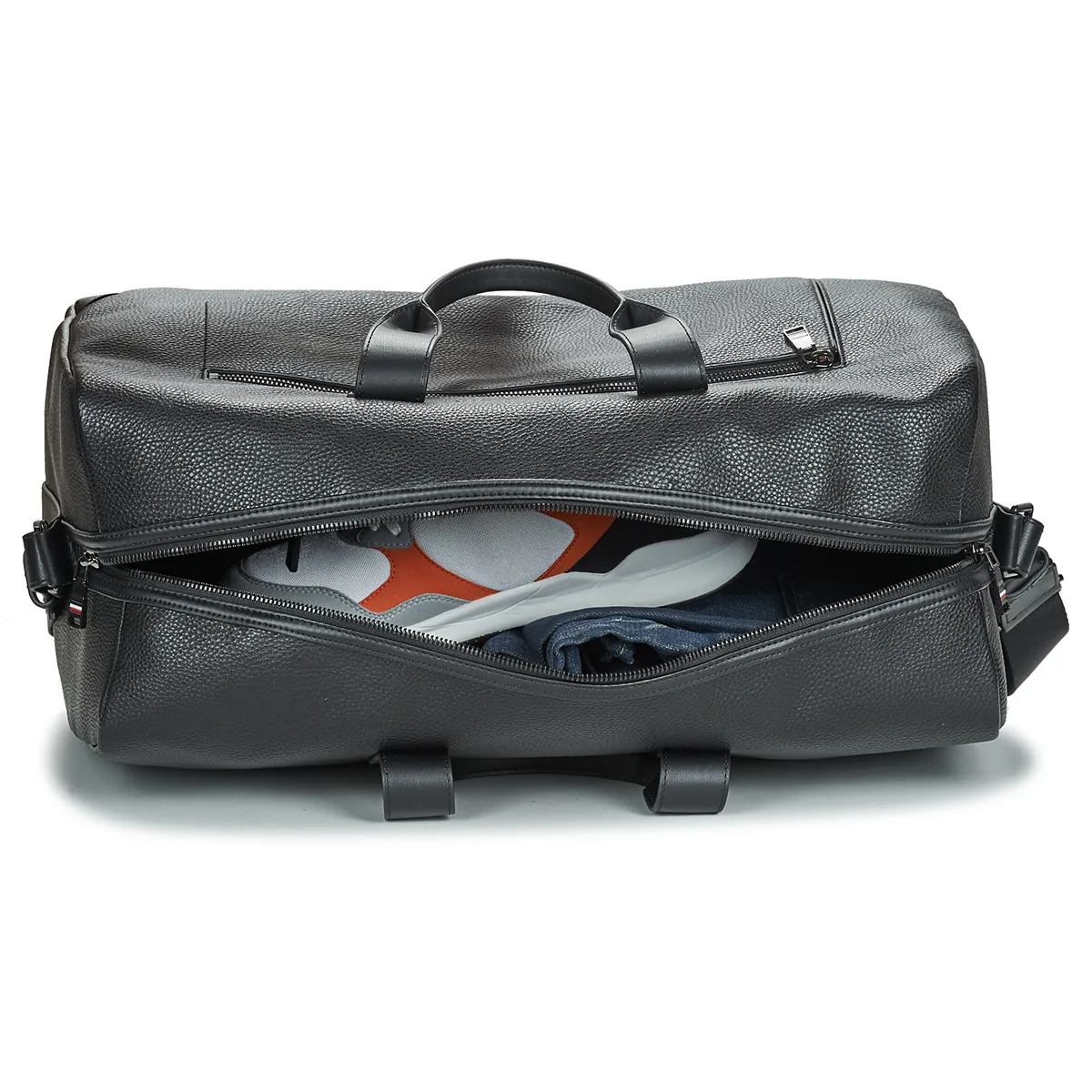 TH CENTRAL DUFFLE
