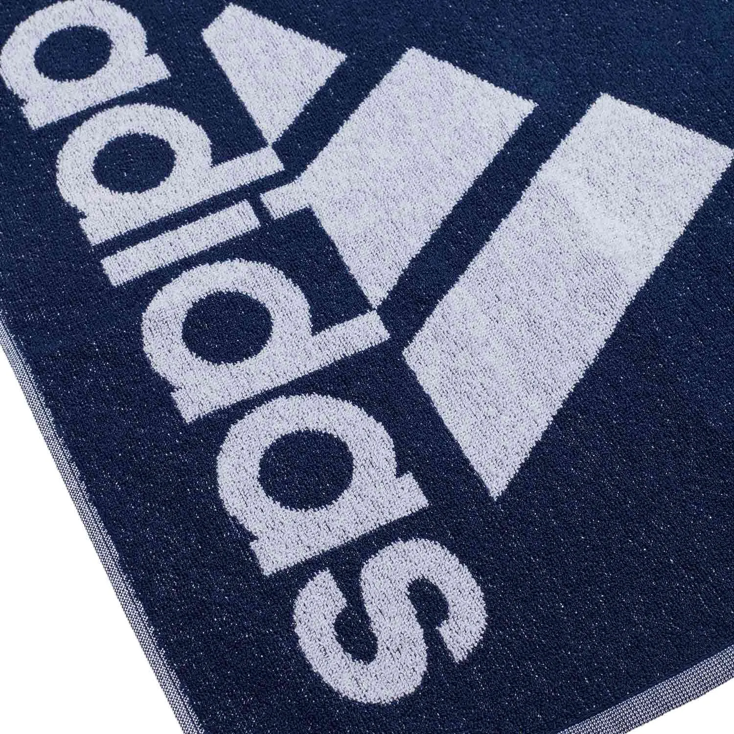 Toalla adidas pequeña