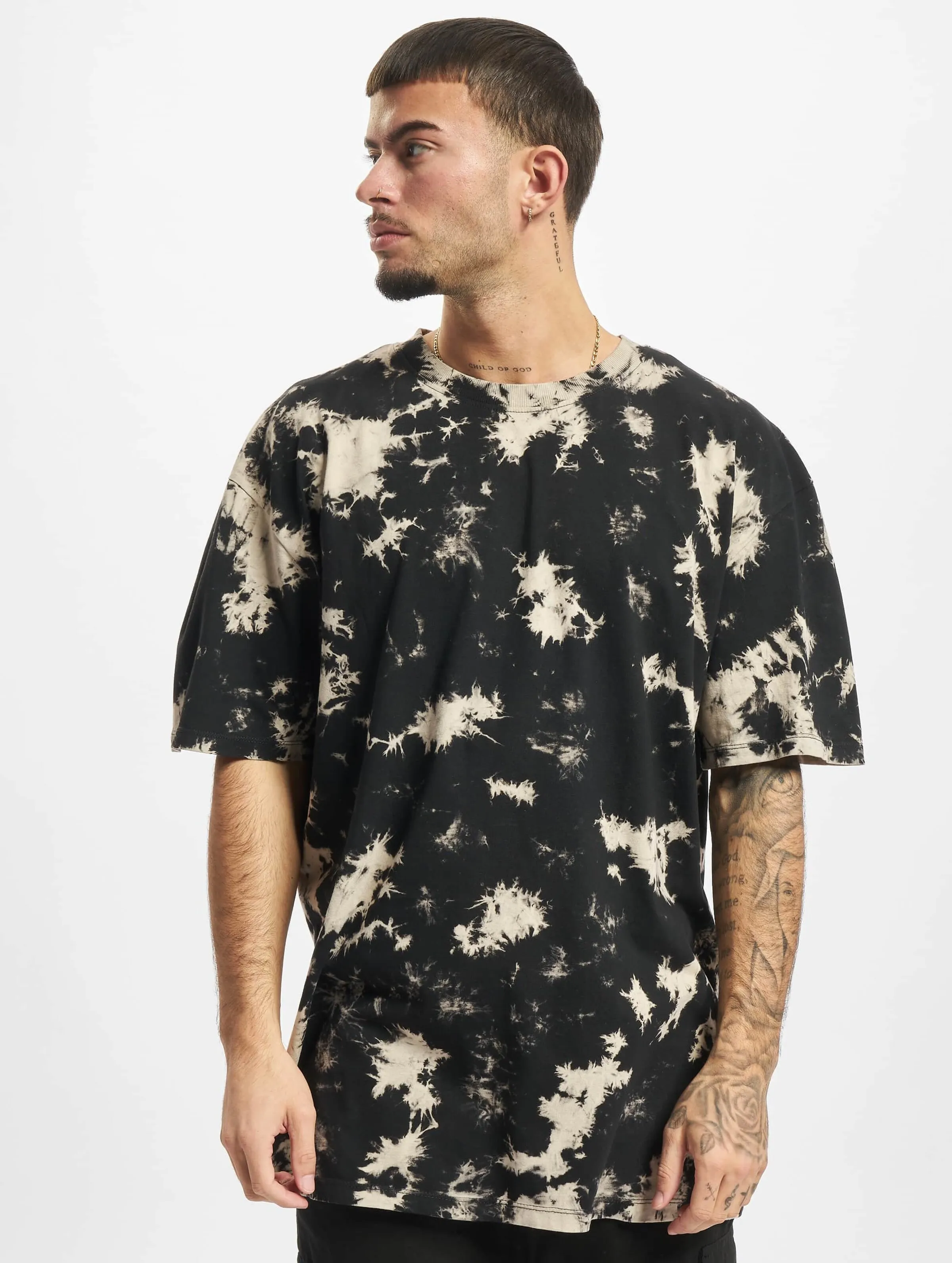 Urban Classics Oversized Bleached