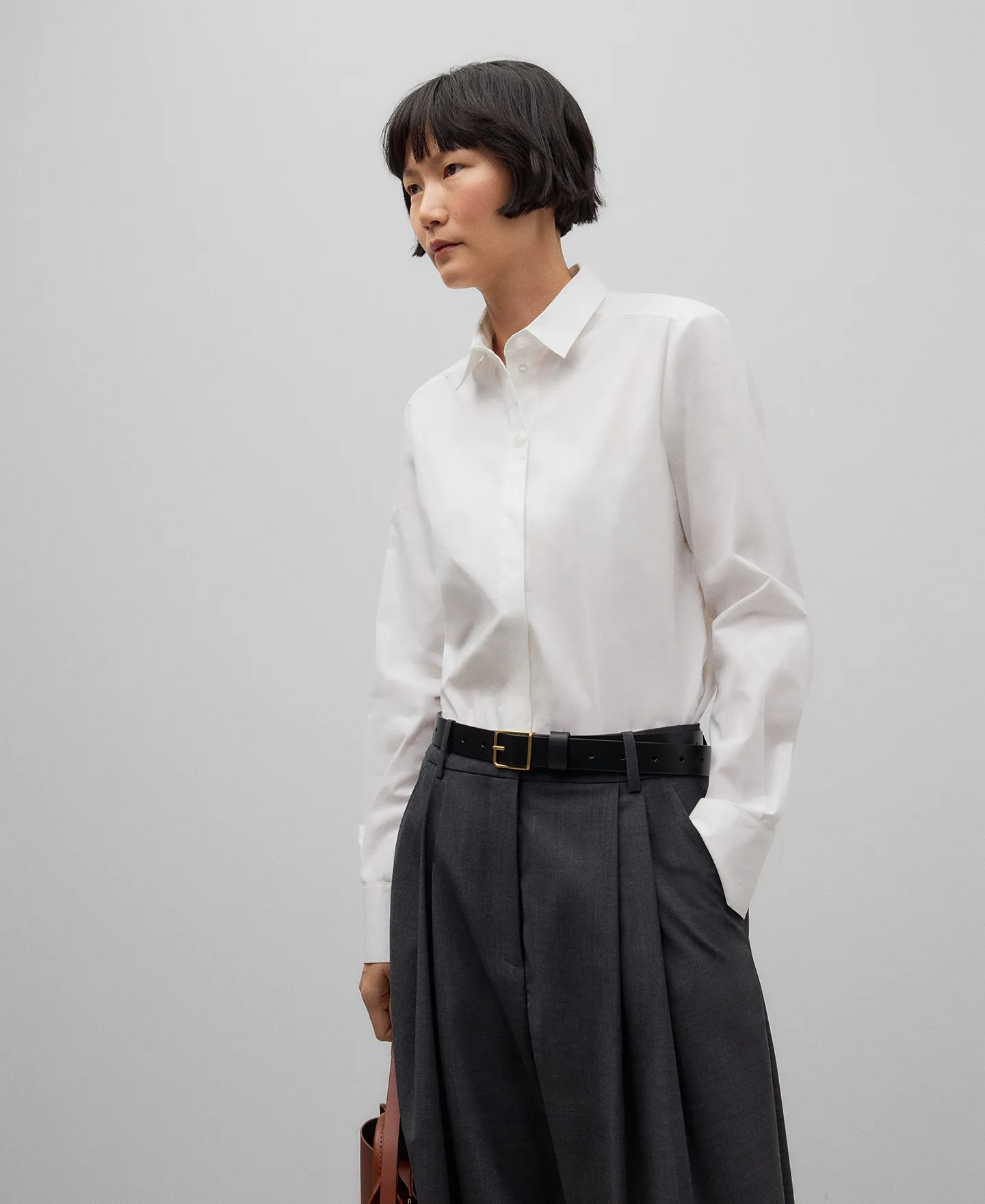White cotton shirt woman