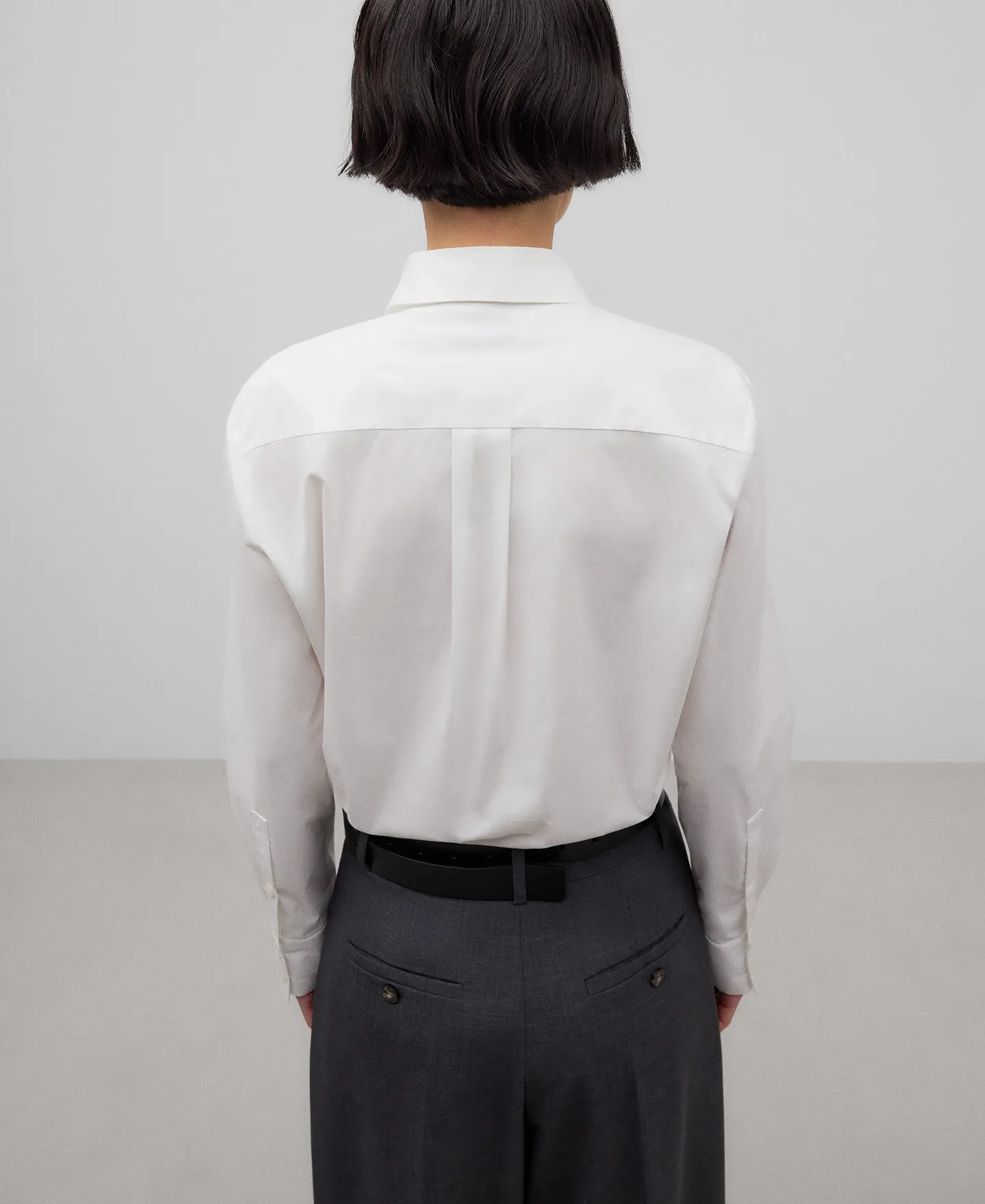 White cotton shirt woman