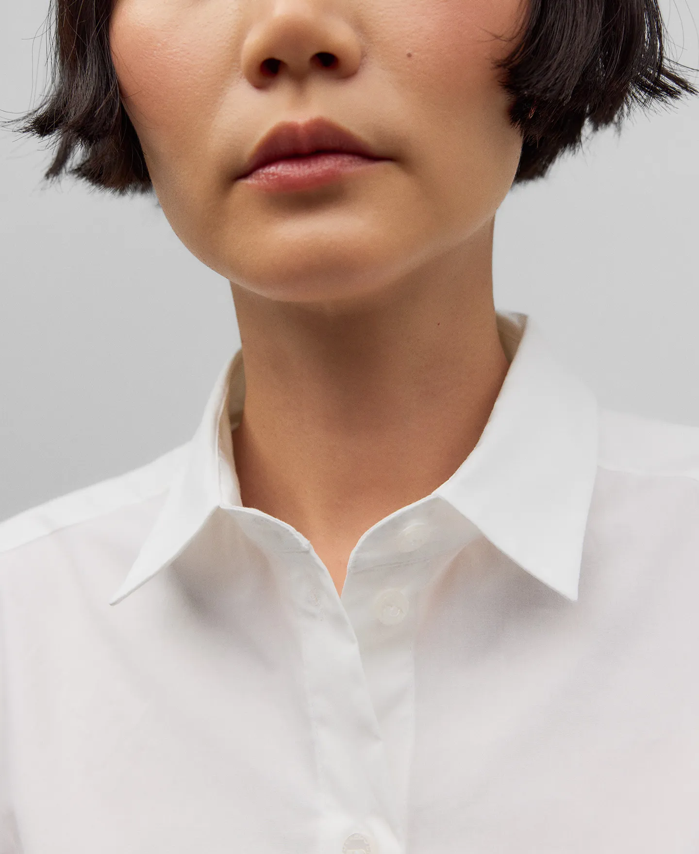White cotton shirt woman