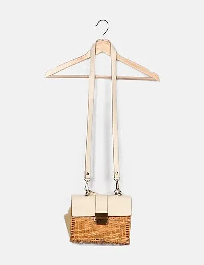 Zara Bolso mimbre combinado